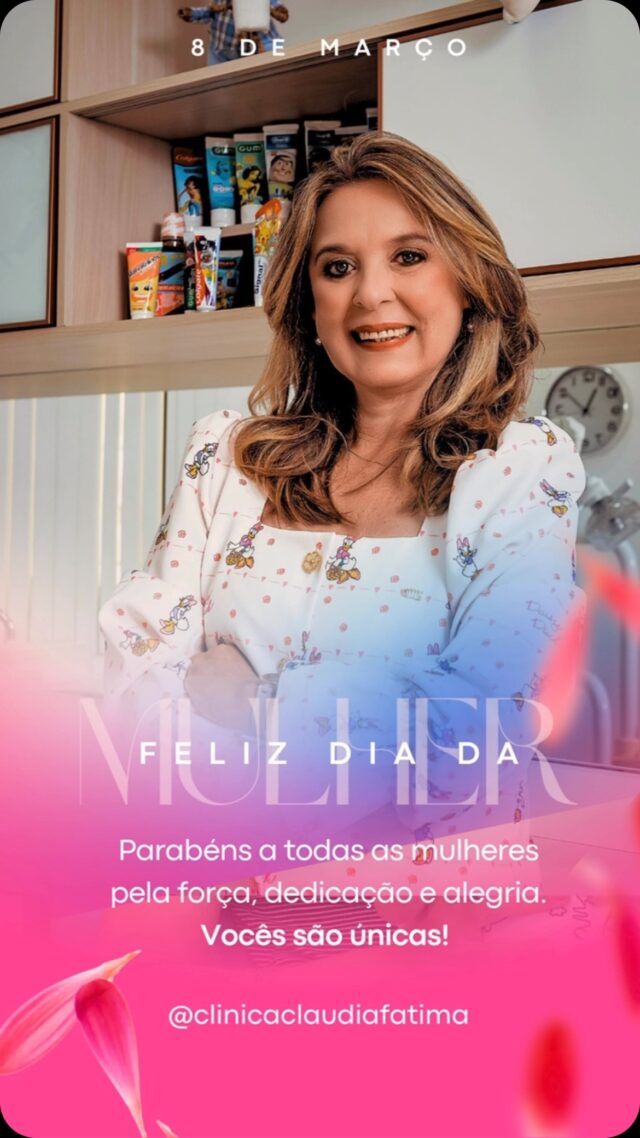 Neste Dia Internacional da Mulher, quero prestar uma homenagem especial às mães, tias ,avós , cuidadoras, que dedicam seu tempo e amor ao cuidado da saúde bucal das nossas crianças. 
Vocês são verdadeiras guardiãs do sorriso e do bem-estar de cada pequeno que passa por nosso espaço. Com um carinho que transcende gerações, vocês nos inspiram a seguir promovendo a prevenção e a saúde bucal.
É graças à sua dedicação e exemplo que podemos ver a importância do cuidado integral que vocês proporcionam. Hoje, celebramos não apenas sua presença, mas também o impacto positivo que causam nas vidas dos seus entes queridos.
Obrigado por serem parceiras tão essenciais em nossa missão!
Feliz Dia da Mulher! 🌷🦷